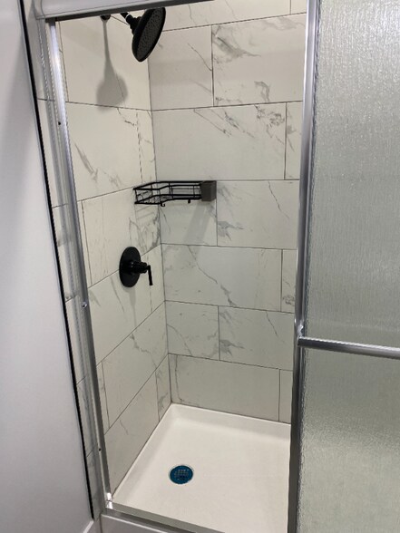 Building Photo - 710 N Fulton Ave