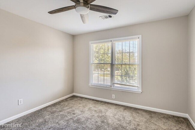 Building Photo - 5 br, 2.5 bath House - 206 Brightwater Dri...