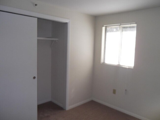 Building Photo - 93 West St