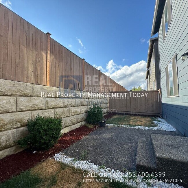 Building Photo - 18218 107th Ave E