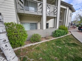 Building Photo - 4343 E Soliere Ave