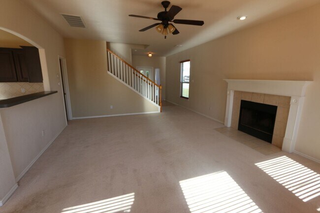 Building Photo - 25522 Echo Springs