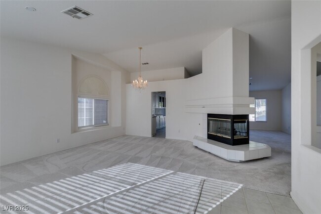 Building Photo - 1682 E Graystone Canyon Ave