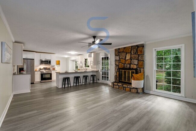 Building Photo - 2694 Hickory Valley Dr