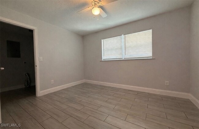 Building Photo - 1315 NE Pine Island Ln