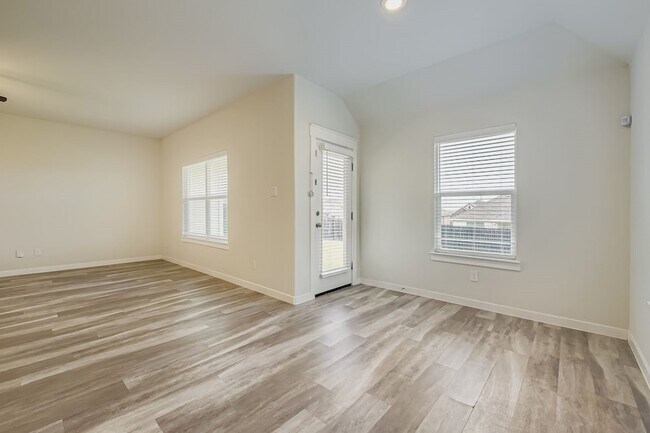 Building Photo - 6132 True Vine Rd