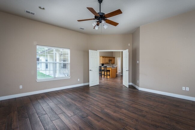 Building Photo - 100 Timber Rock Dr