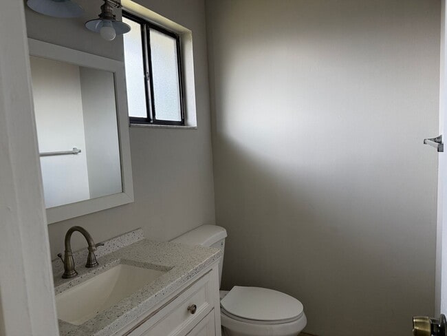 Building Photo - 2 bed 2 bath in winterpark!
