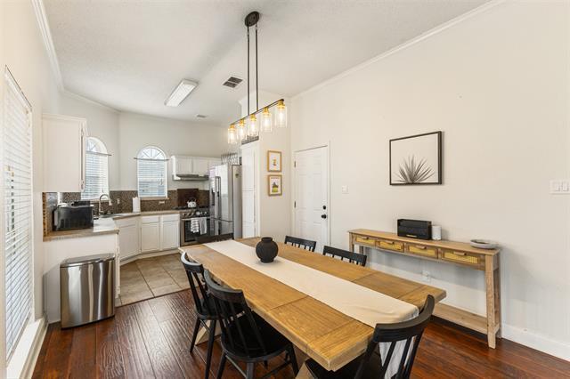 Building Photo - 8305 Liberty Ln