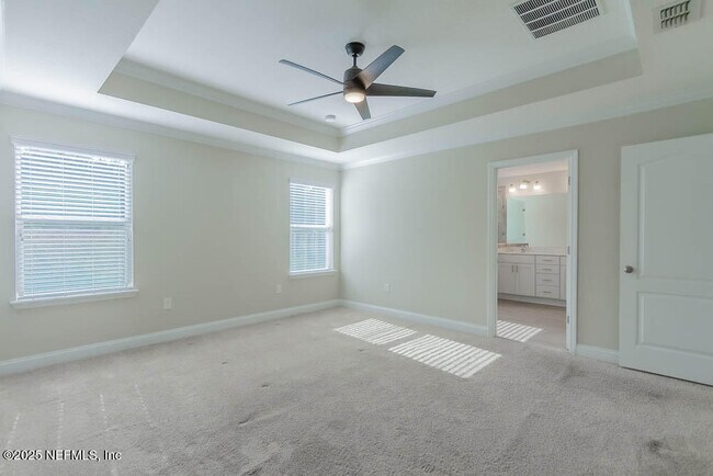 Building Photo - 258 Thistleton Wy