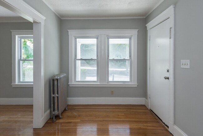 Building Photo - 112 Brush Hill Rd
