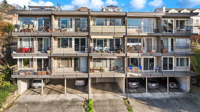 Building Photo - 303 N 44th St