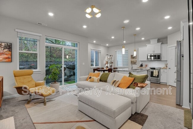 Building Photo - 1483 19th Ave