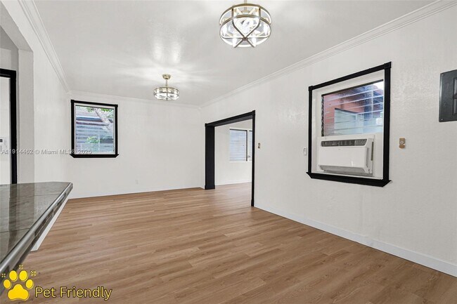 Building Photo - 12287 NE 7th Ave