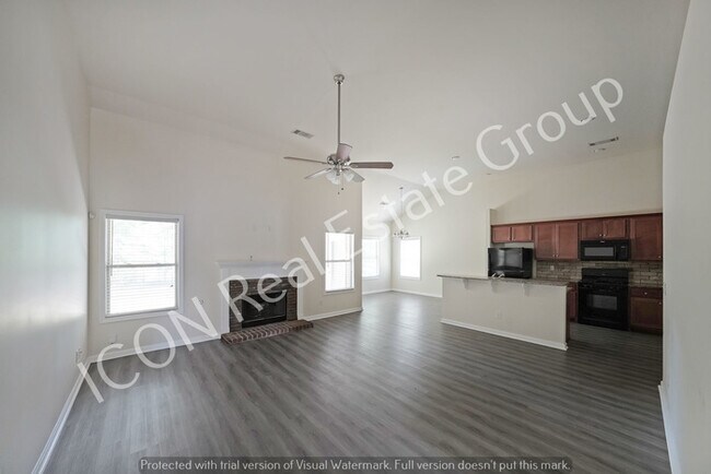 Building Photo - 4/3 Ranch home in Swim Tennis community