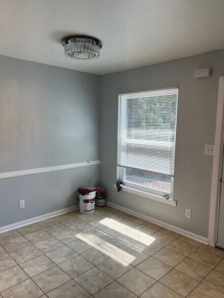 Building Photo - 6419 Baker Ct
