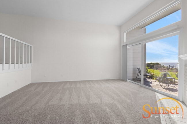 Building Photo - 4985 Coronado Ave