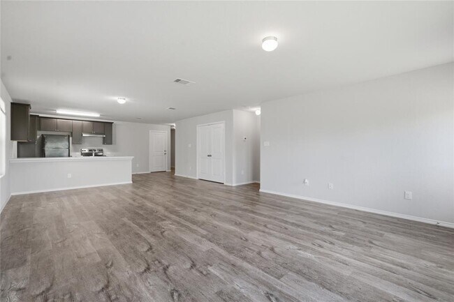 Building Photo - 10402 Waverunner
