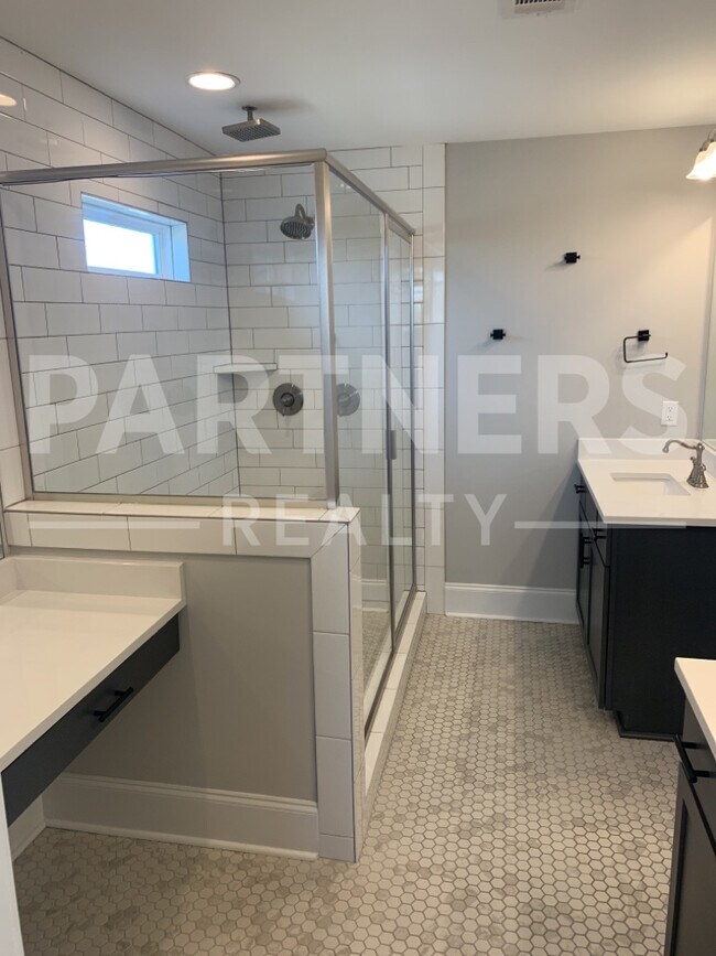 Building Photo - 170 Ave of Learning