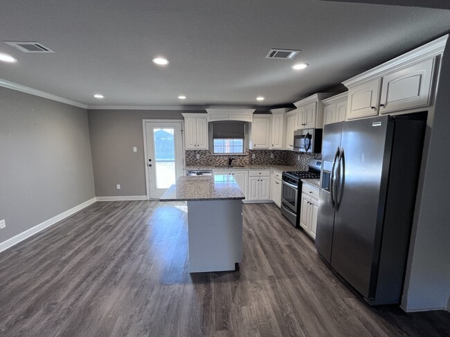 Building Photo - 13 Kelby Ct