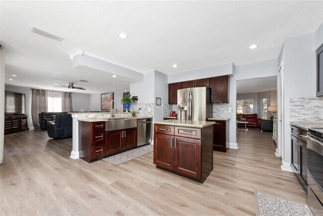 Building Photo - 13129 Cog Hill Way