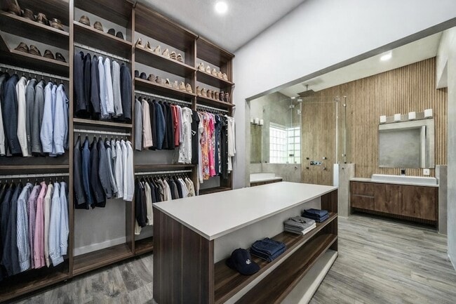 Building Photo - 1250 Placid Ct