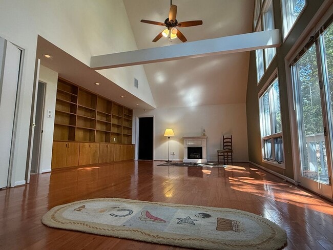 Building Photo - 20868 Bay Shore Dr