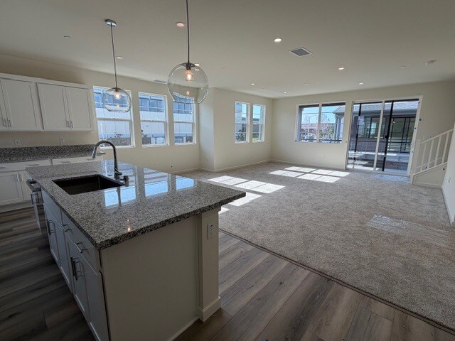 Building Photo - 1436 Waterside Ln