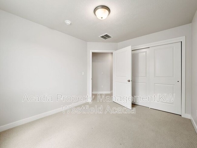 Building Photo - 15083 S Reins Wy