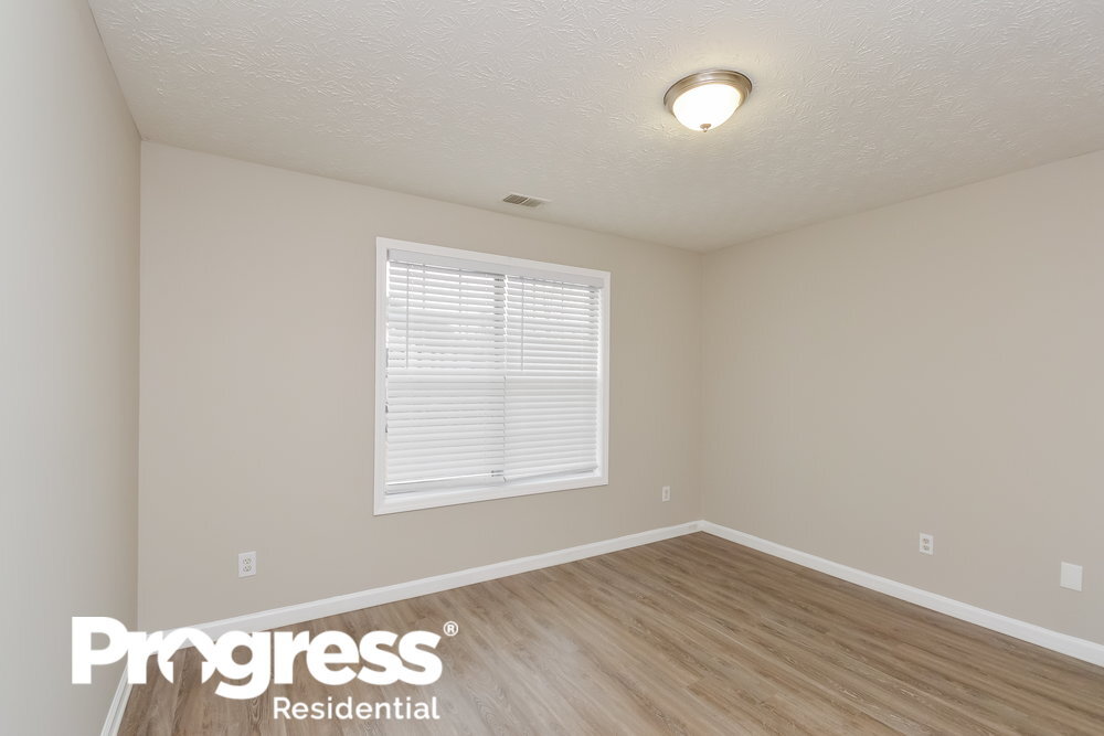 Building Photo - 2540 Tolliver Dr