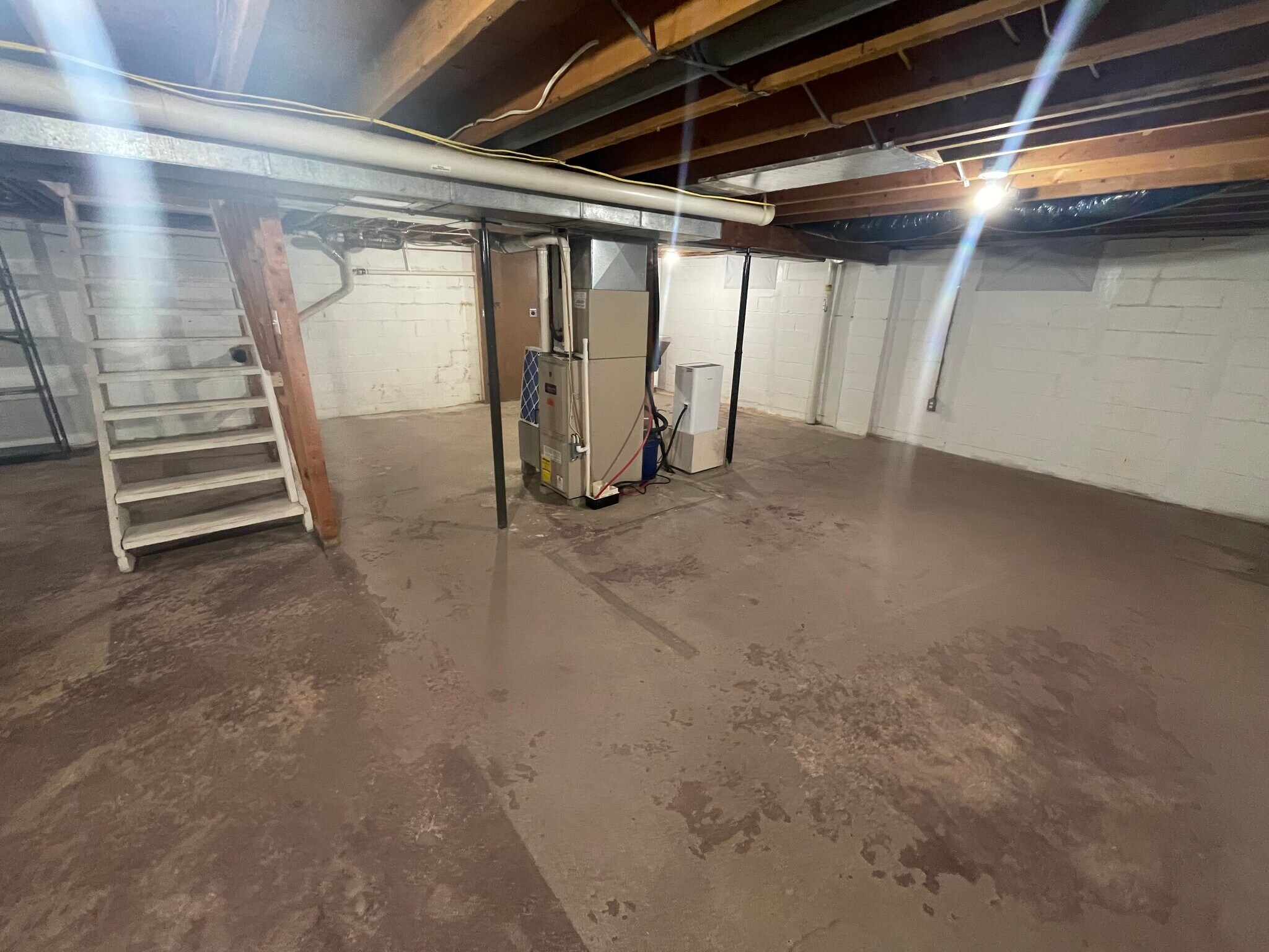Basement - 16 Slate Hill Rd