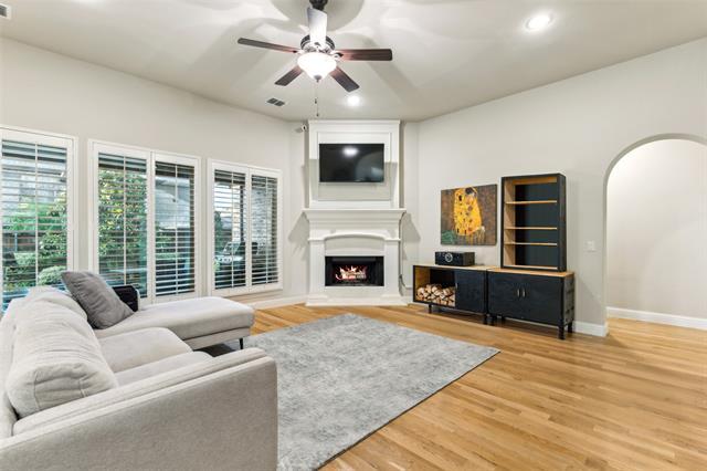 Building Photo - 13714 Countrybrook Dr