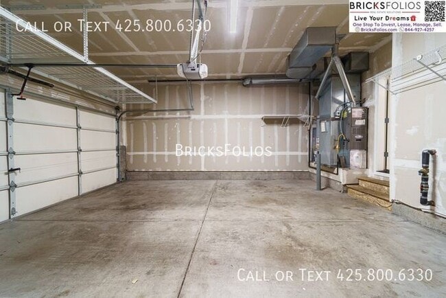 Building Photo - Spacious Home For Rent in Crosswater, Lake...