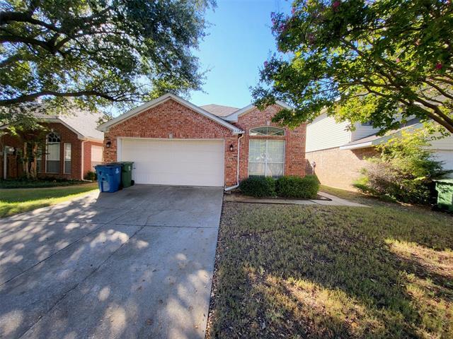 Primary Photo - 918 Azalia Dr