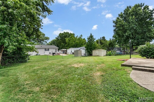 Building Photo - 524 Cheryl Ann Dr