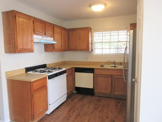 Building Photo - 12321 Patron Dr