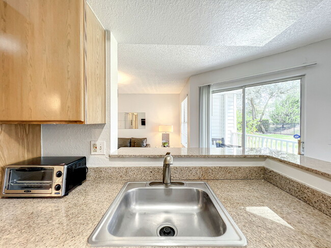 Building Photo - Westwood Boulevard, Orlando, FL 32821 - 1 BR 1 BA condo