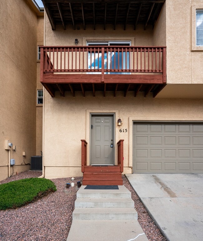 Building Photo - 615 Bosque Vista Point