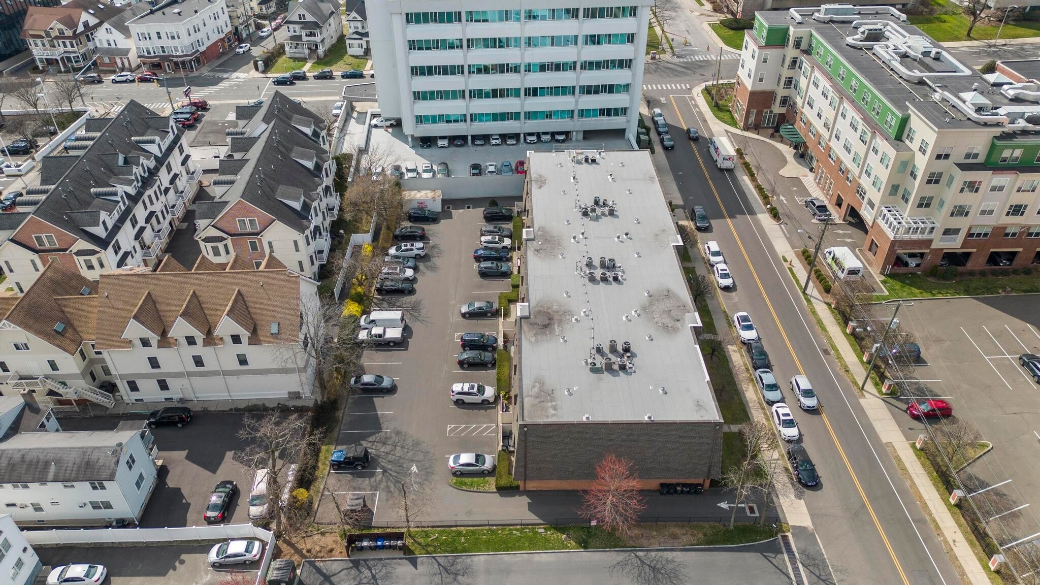 Building Photo - 25 2nd St