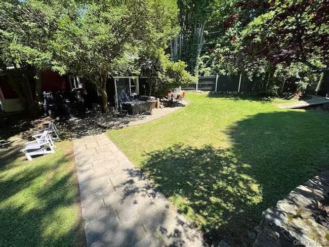 Building Photo - 149 Jaycox Rd