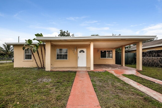Building Photo - 1100 NW 143rd St