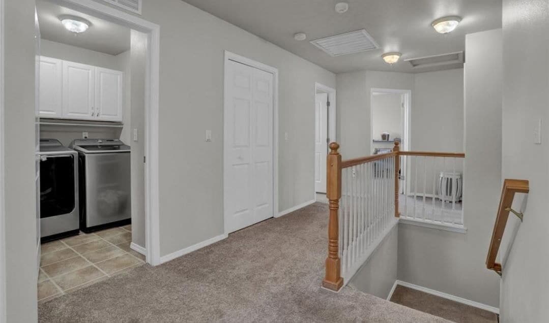 Building Photo - 5727 Cross Creek Dr