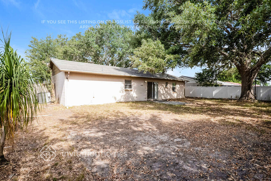 Building Photo - 119 Oaxaca Ln