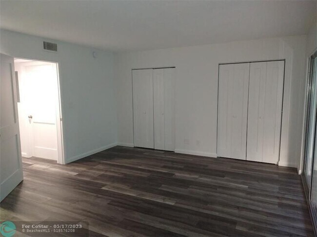 Building Photo - 3405 Bimini Ln