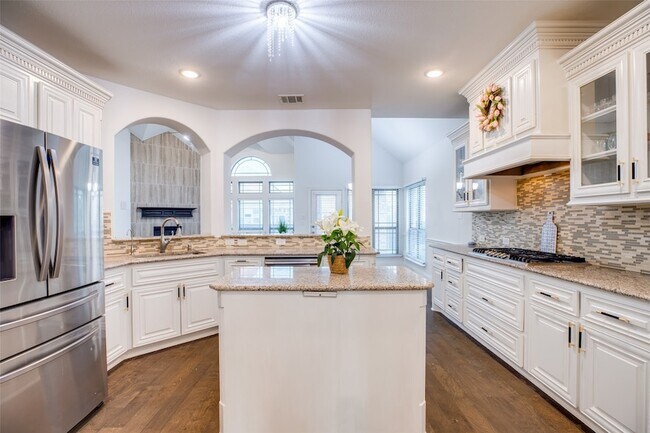 Building Photo - 13940 Steadman Dr