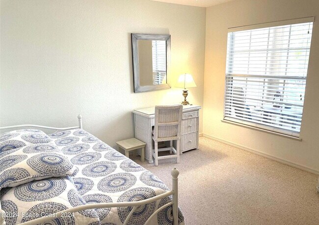 Building Photo - Available for Rent: Fully Furnished 2 Bed/...