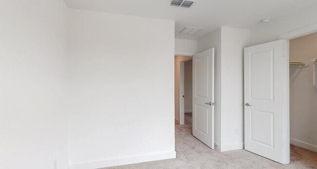 Building Photo - 21623 Lampeter River Ln