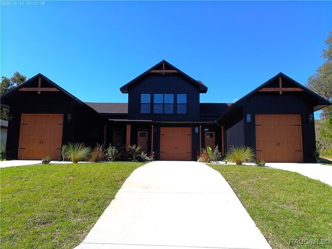 Primary Photo - 205 Cherry Ave