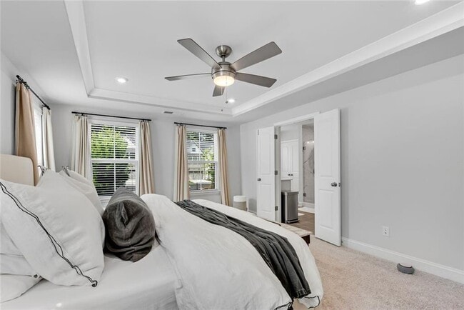 Building Photo - 400 Renwood Trl