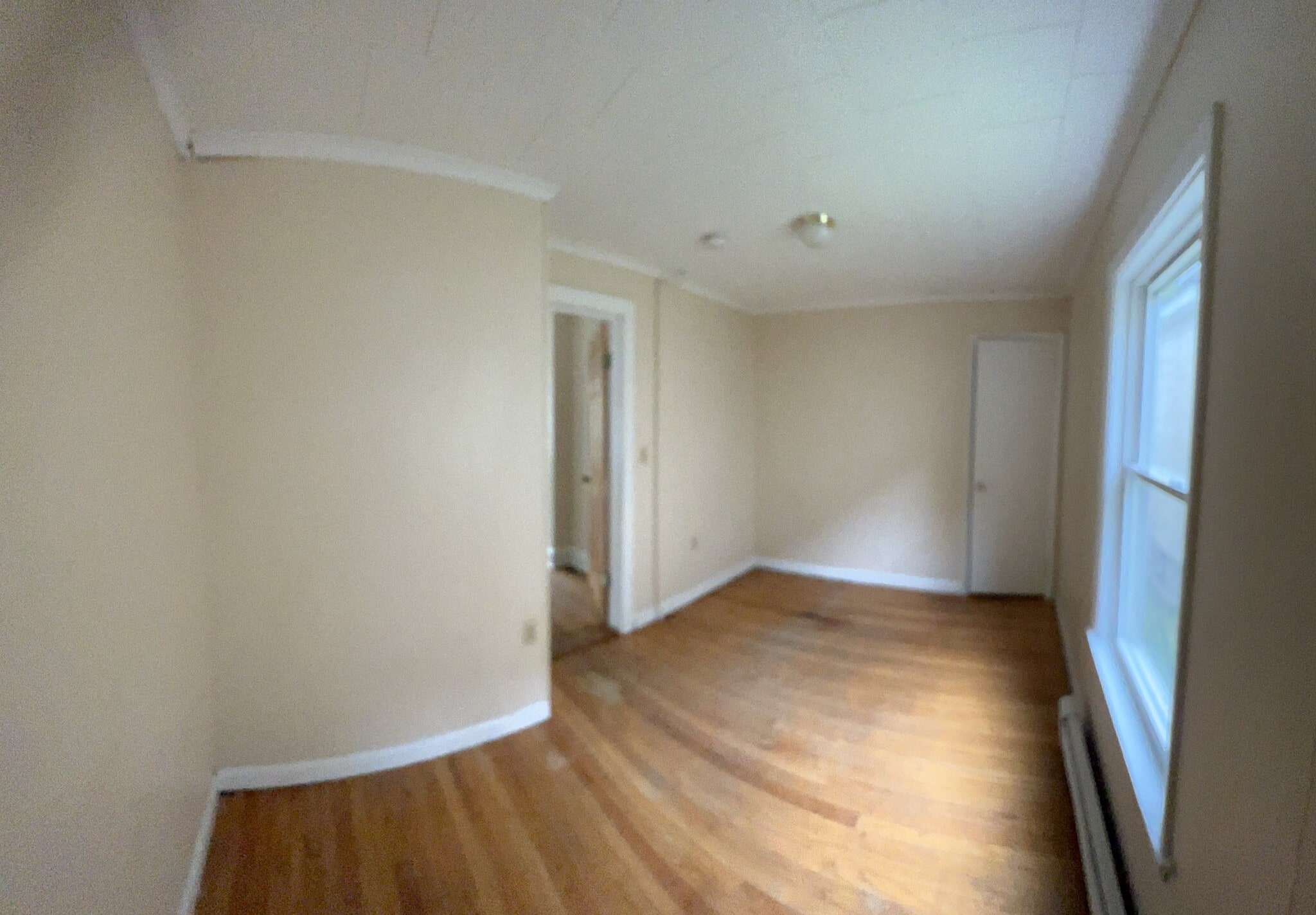 1st fl bedroom - 28 School St